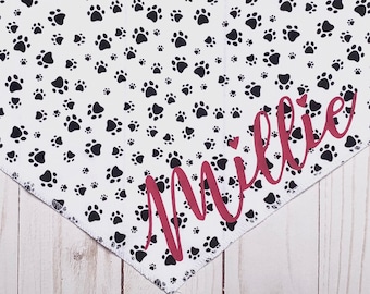 paw print bandana