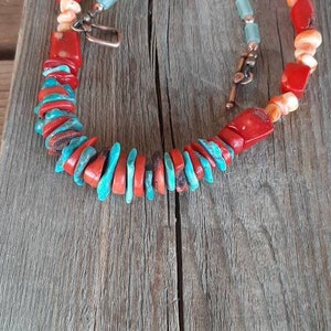 Coral and turquoise necklace, beaded, coral, turquoise, natural stone, ocean theme jewelry, rock necklace, coral jewelry,colorful necklace.