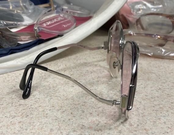 Gloria Vanderbilt Floating Lens Vintage Sunglasse… - image 3