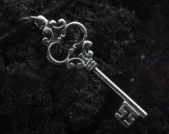 Gothic Sterling Silber Schlüssel Anhänger, handgefertigter spiritueller Schmuck