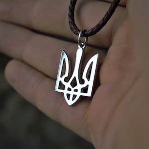 Silberanhänger Trident, Wappen der Ukraine, Emblem der Ukraine, Symbol der Tapferkeit, Freiheit, Stolz, Kraft, Macht, Ehre, Vaterländisches Geschenk