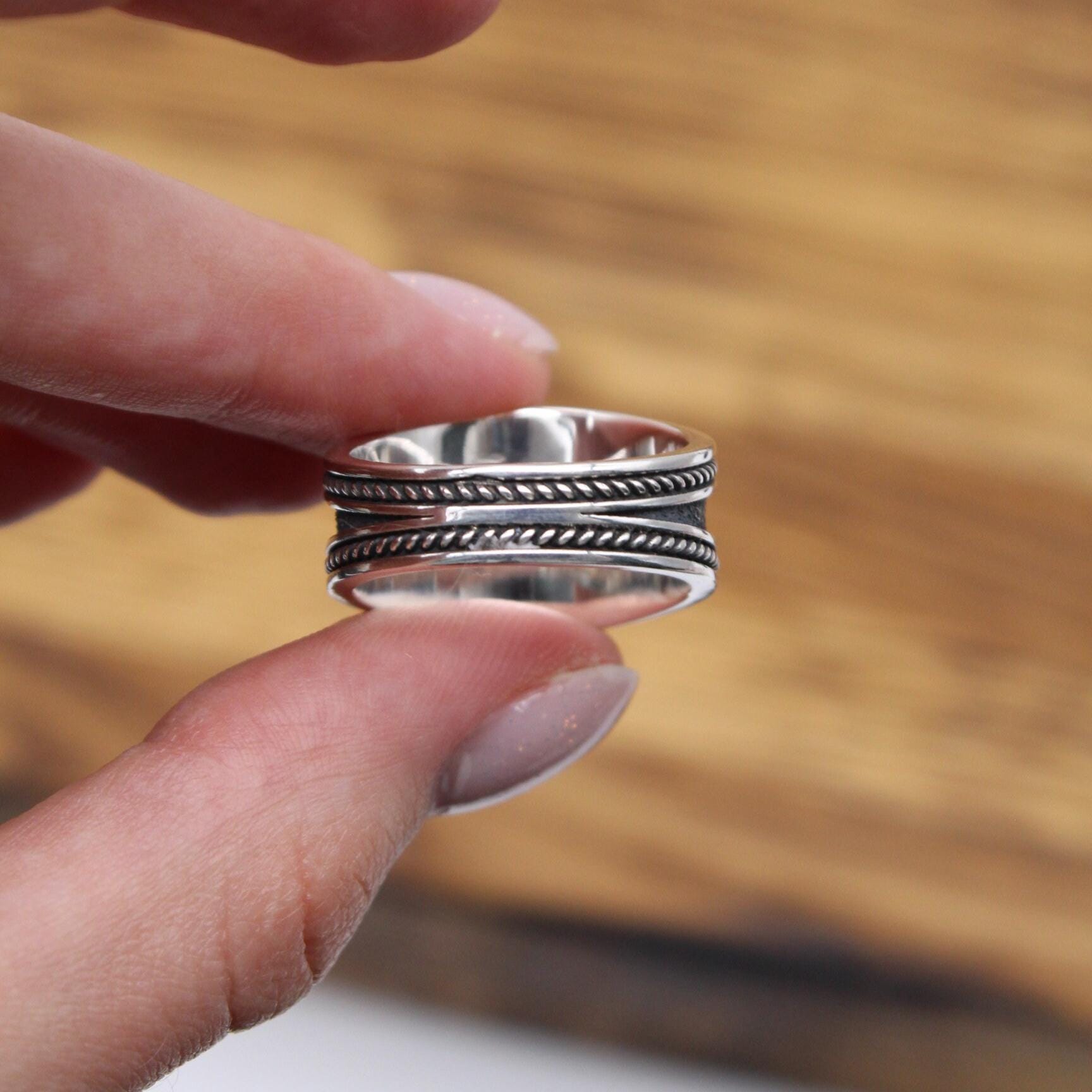Anello Claddagh E Nodo Celtico In Argento Sterling 925 | Fascia Traforata | Gioiello Irlandese Per Donne | Confezione Regalo | Amore, Lealtà E Amicizia | Misura 9