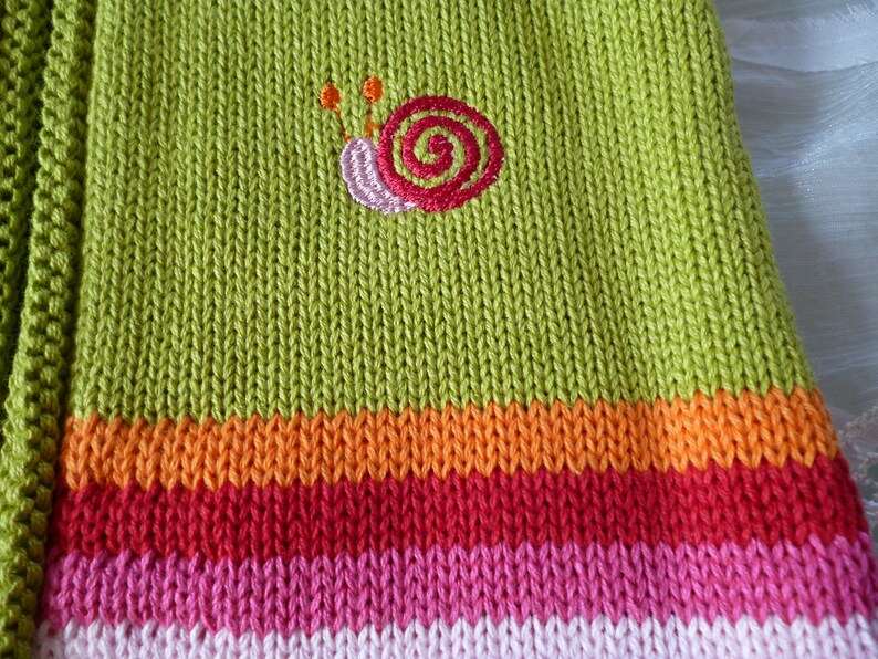 Babyjacke, Kinderjacke, Kurzarmjacke, Mädchenjacke, Raglanjacke, Strickjacke, Weste, Stickerei Schnecke, Schnecke, Kurzarm, grün,orange,rosa Bild 3