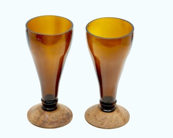 Tapón de botella de cerveza color ámbar / copa de cóctel con tallo