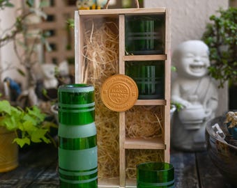 Personalized Wooden gift box with carafe and 4 glasses | wine Bottle Upcycled Glassware | Frosted Glass Tumblers | Eco Drinking Cups