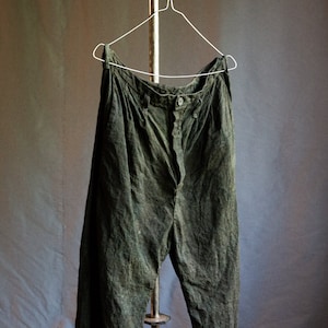 Men&#39;s dark green linen pants HEMINGWAY. Naturally dyed buttoned trousers linen mens clothing vintage antique french work hand dyed bottle