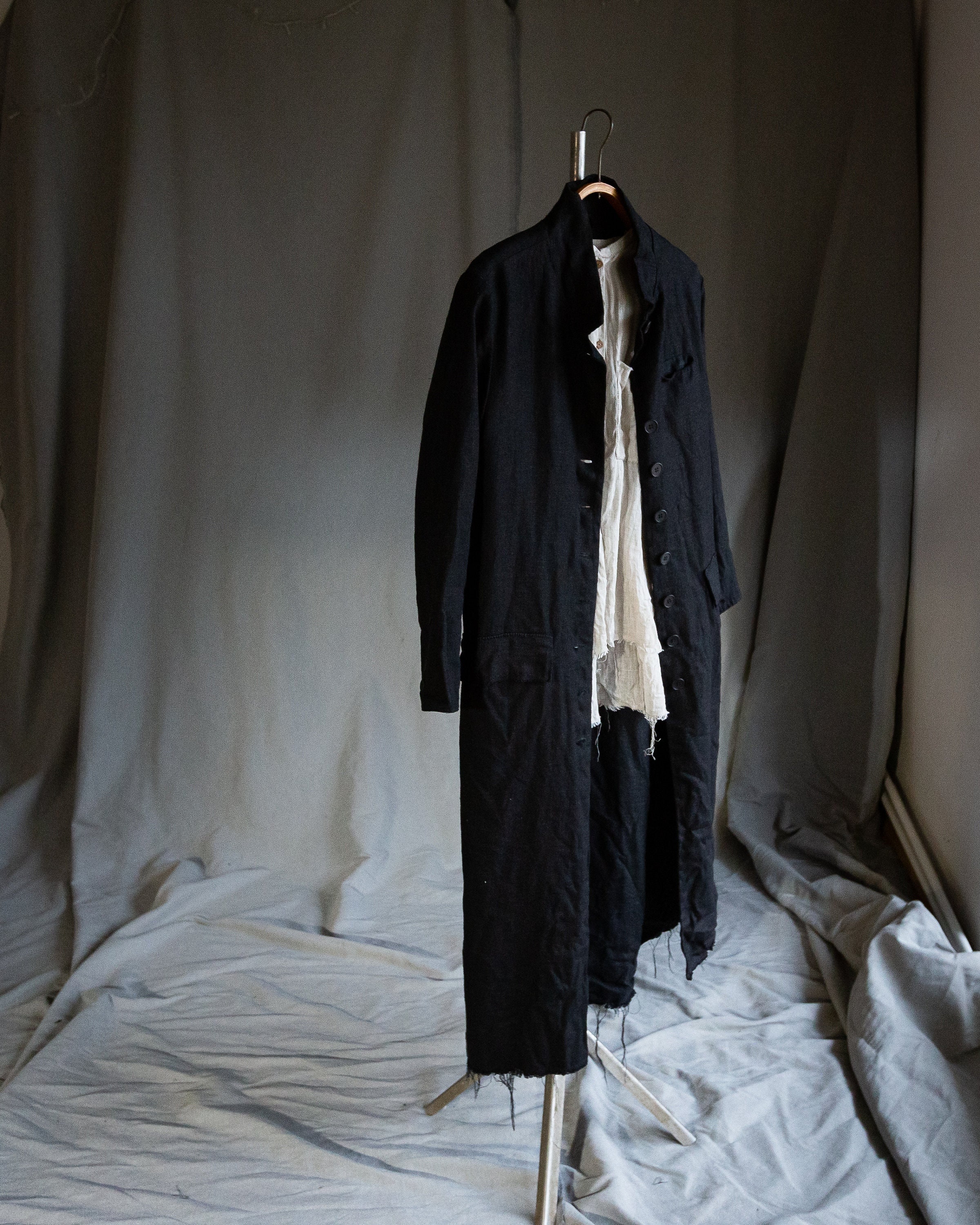 Carolina Soma - Cape with denim detail