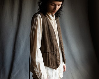 Gilet da donna MILL, tela di sacco di lino pesante tinta naturalmente in marrone