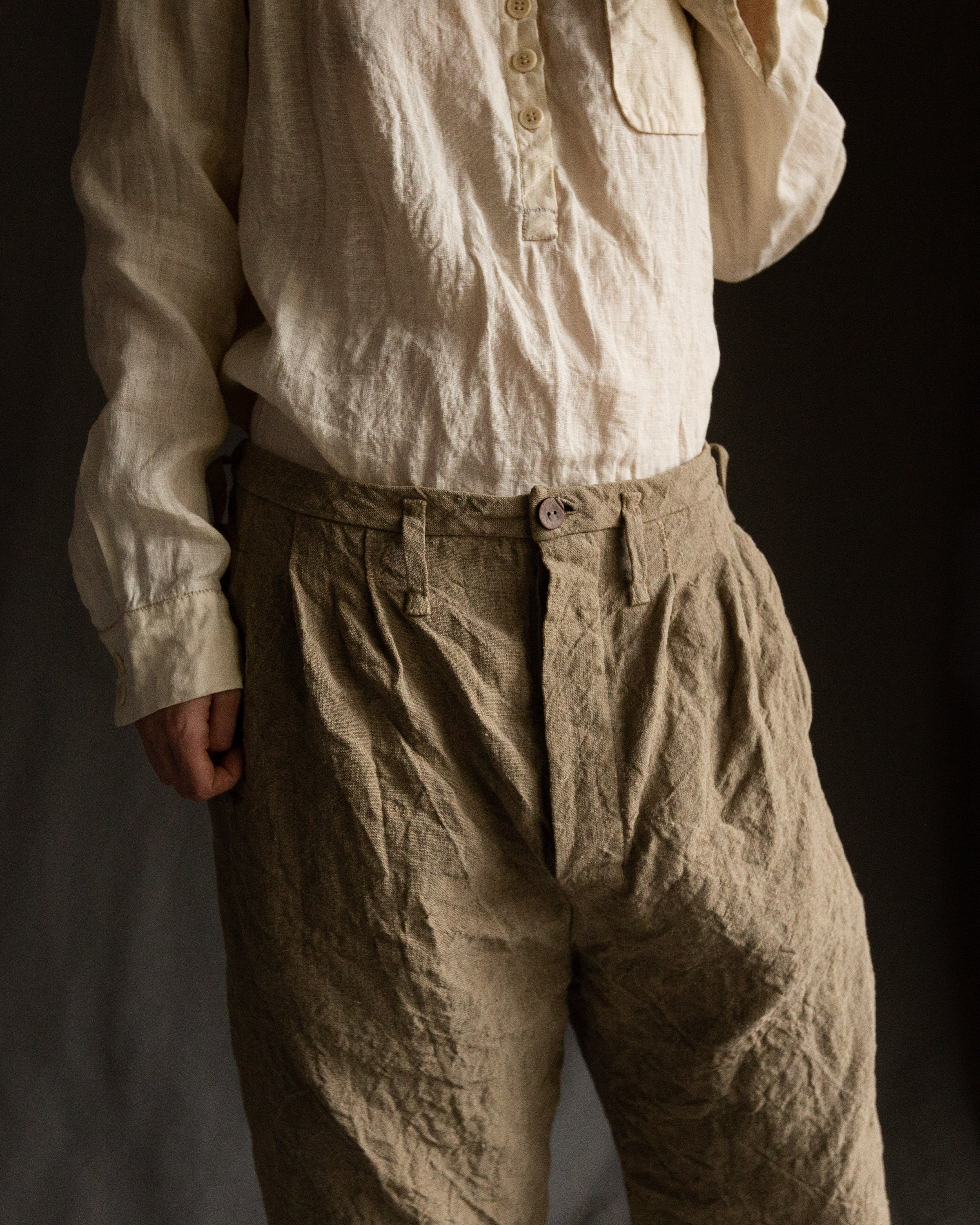 Linen Pants HEMINGWAY. Buttoned Trousers Sandy Grey Pants Linen Pants HEMINGWAY. Buttoned Trousers Sandy Grey Pants