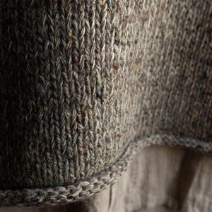 Knitted vest LEAF. Natural wool tweedy woolen vest women&#39;s vest hand knitted grey stone speckles sweater minimalist winter jumper warm loose