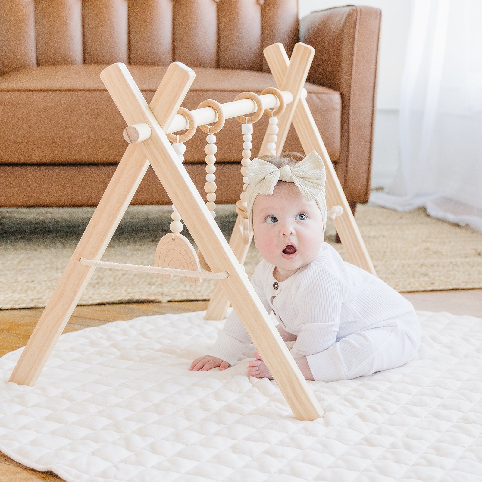 The Ultimate Guide to Baby Play Gyms – Poppyseed Play