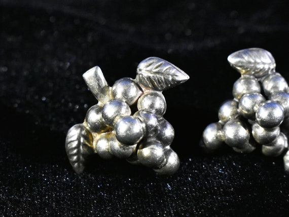 Vintage Mexican Sterling Silver Grape Screw-Back … - image 2