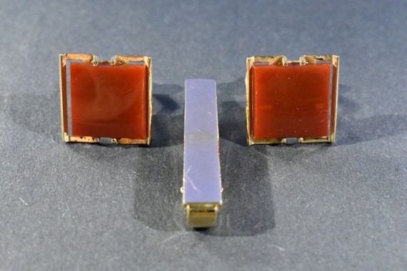 Vintage Modernist Anson Gold-tone and Carnelian C… - image 1