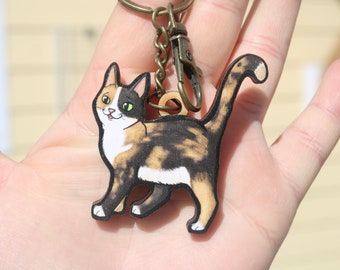 Wood Calico Cat Keychain: Gift for cat lovers, vet techs, veterinarians, and zookeepers cute animal keyring art