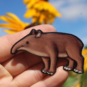 Tapir Magnet: Gift for Tapir lovers, vet techs, veterinarians, zookeepers cute jungle animal magnets for locker or fridge