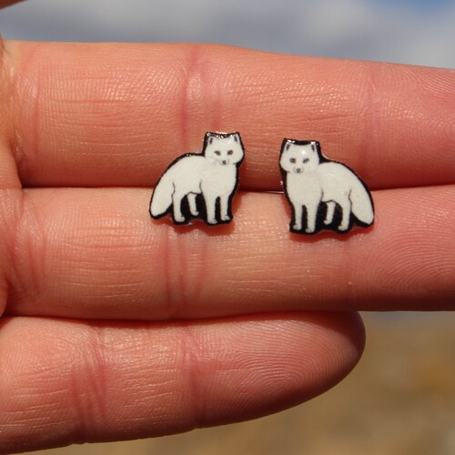 Fox Frame Earrings main image 1