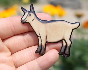 Goat magnet: Gift for Goat lovers, vet techs, veterinarians, zookeepers cute animal magnets for locker or fridge