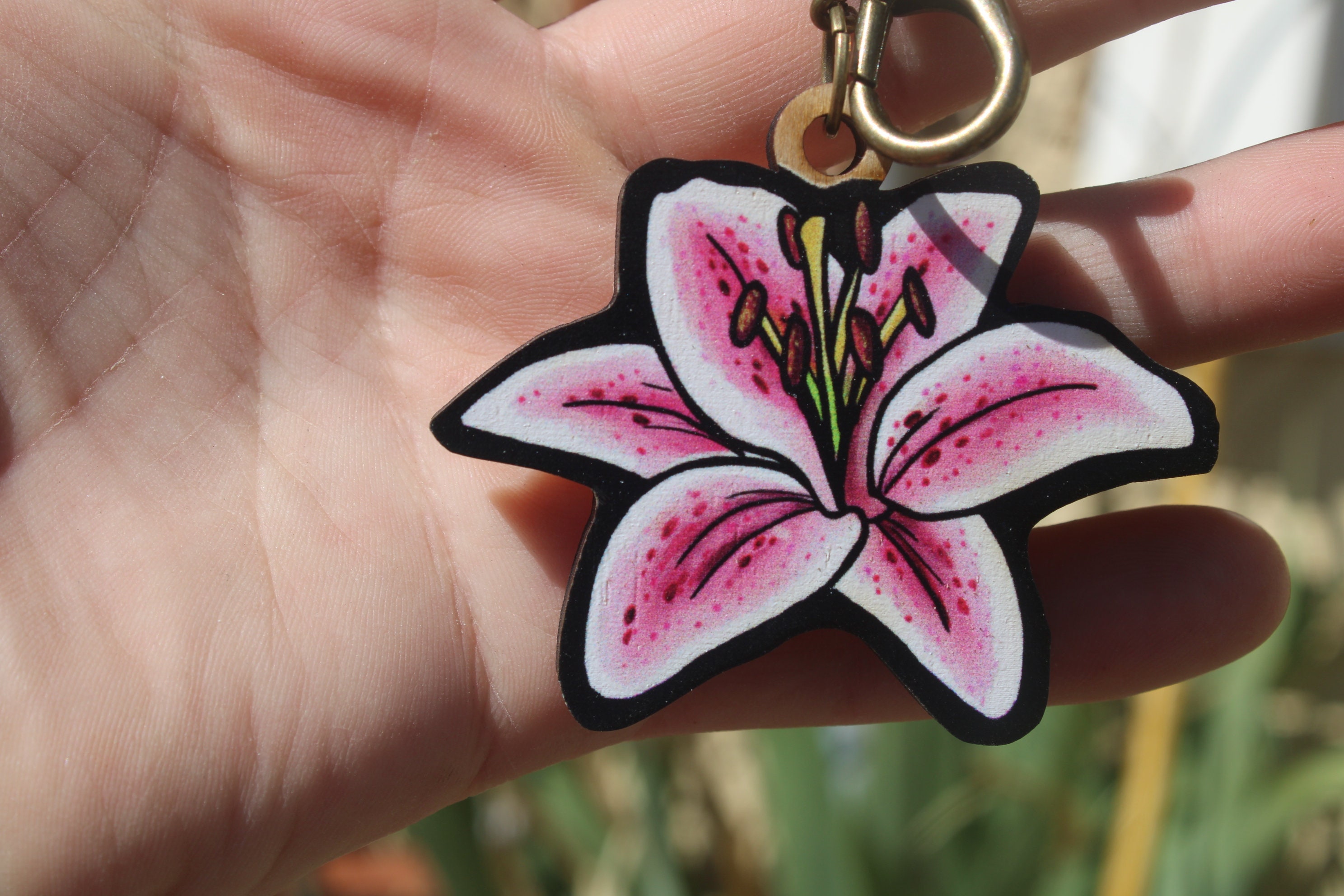 Wood Pink Lily Flower Keychain: Gift for Garden Lovers, Vet Techs