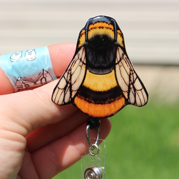 Bumblebee Badge Reel ID holder: Gift foe bee lover, gardeners, nurses, vet techs, veterinarians cute animal badge reels