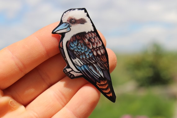 Kookaburra magnet: Gift for bird lovers, vet techs, veterinarians, zookeepers cute animal magnets for locker and fridge
