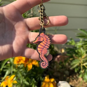 Wood Seahorse Keychain: Gift for Ocean Animal lovers, Scuba Diver, vet techs, veterinarians, zookeepers, teachers cute animal keyring art