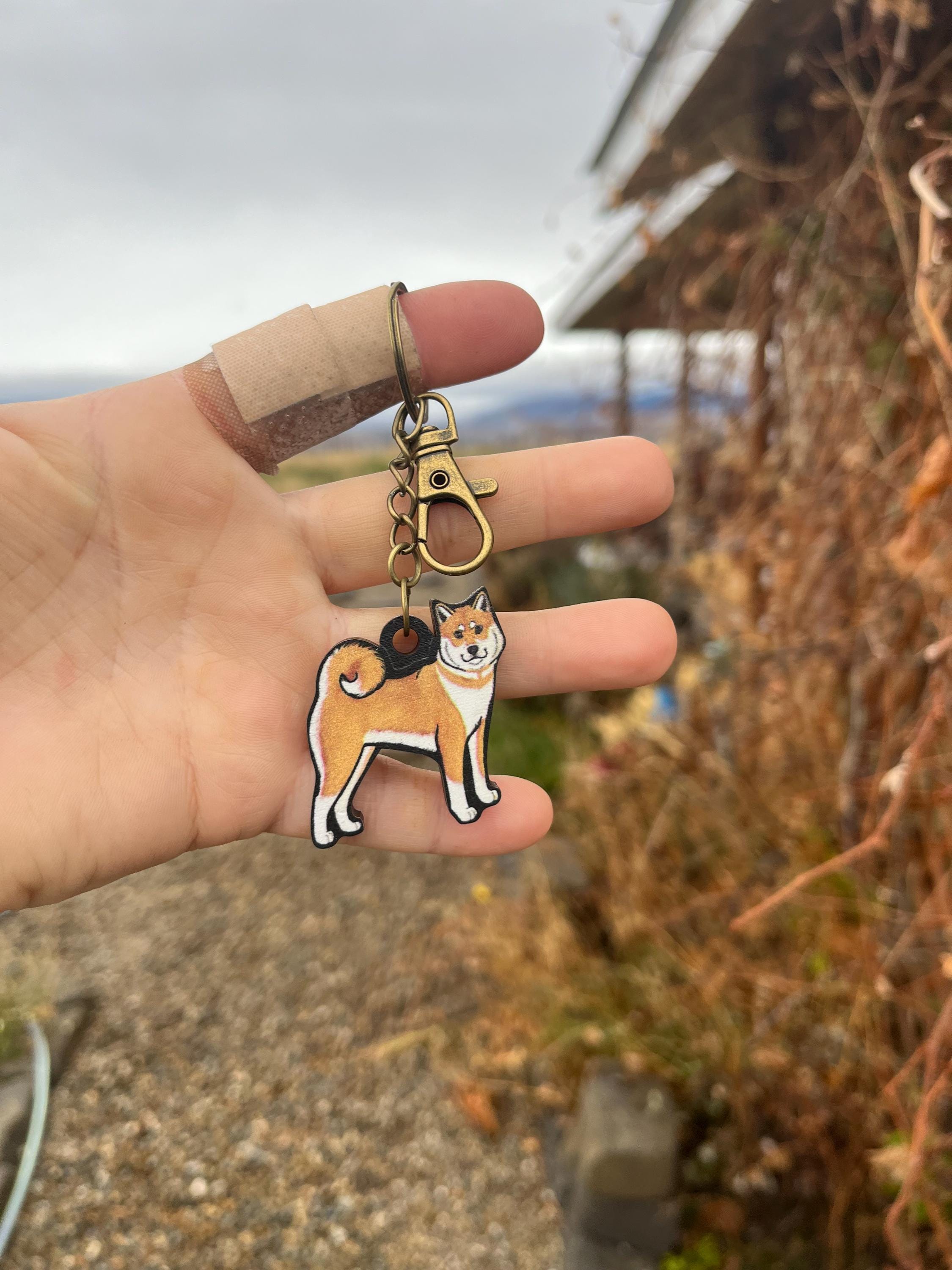 ぜ*侍様 ずっと真夜中でいいのに。 Wooden Keychain巳年【直筆サイ