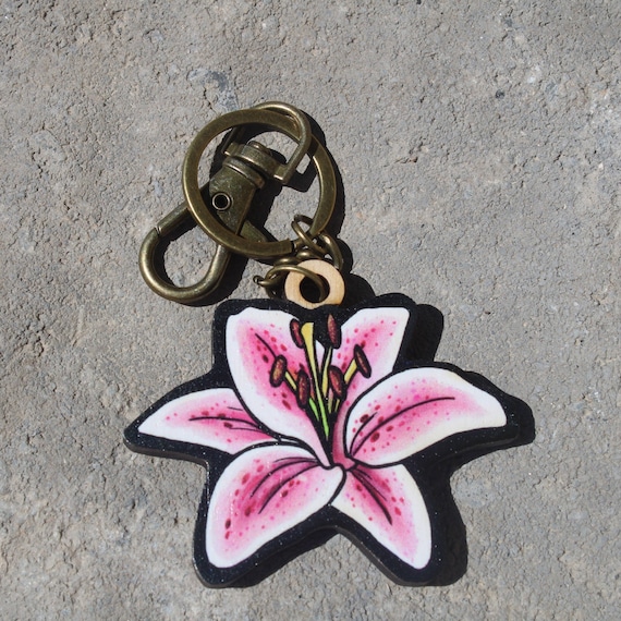 Wood Pink Lily Flower Keychain: Gift for Garden Lovers, Vet