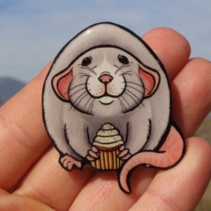 Dumbo Rat Magnet: Gift for Rat Lovers, Vet Techs, veterinarians, teachers, Rat loss memorial cute animal magnets for locker or fridge
