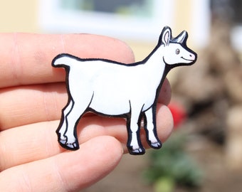 Saanen Goat Magnet : Gift for White Goat lovers, vet techs, veterinarians, cute farm animal magnets for locker or fridge