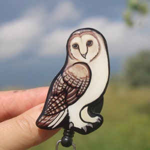 Barn Owl Badge Reel ID holder: Gift for bird lover, vet techs, veterinarian, zookeepers ,nurses and medical workers animal badge reels