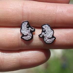 Leopard Gecko Stud Earrings: Gift for lizard animal lovers, vet techs, veterinarians, zookeeper's cute earrings with Stainless Steel Posts
