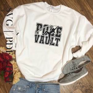 Track & Field polsstokhoogspringen dames SVG PDF DXF png | Athletics-varsity-sweater | Hogeschool Universiteit Middelbare school Sport | Cadeau voor hardloper