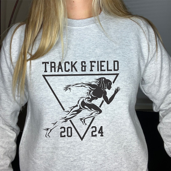 Track Field 2024 Girl Sprinting Crewneck Sweatshirt Athletics Varsity  Sweater College University Highschool Sports Gift For Runner