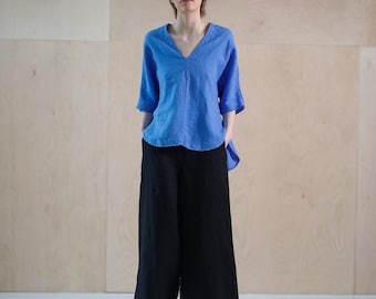 Loose-fit linen blouse with V-neck, top with 3/4 wide sleeves, maternity blouse, oversize linen top, plus size linen kimono top SORA