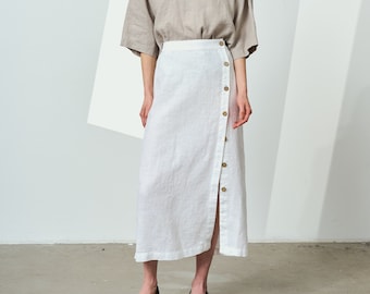 Midi Leinenrock mit asymmetrischer Knopfleiste, Leinenrock in A-Linie mit Schlitz, modischer Leinenrock DAYLIGHT mit Knöpfen