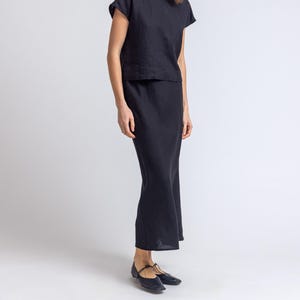 Długa spódnica lniana, długa spódnica lniana, spódnica krojona na ukos, spódnica lniana z wysokim stanem, spódnica z elastyczną talią, prosta spódnica lniana, elegancka spódnica PRISA