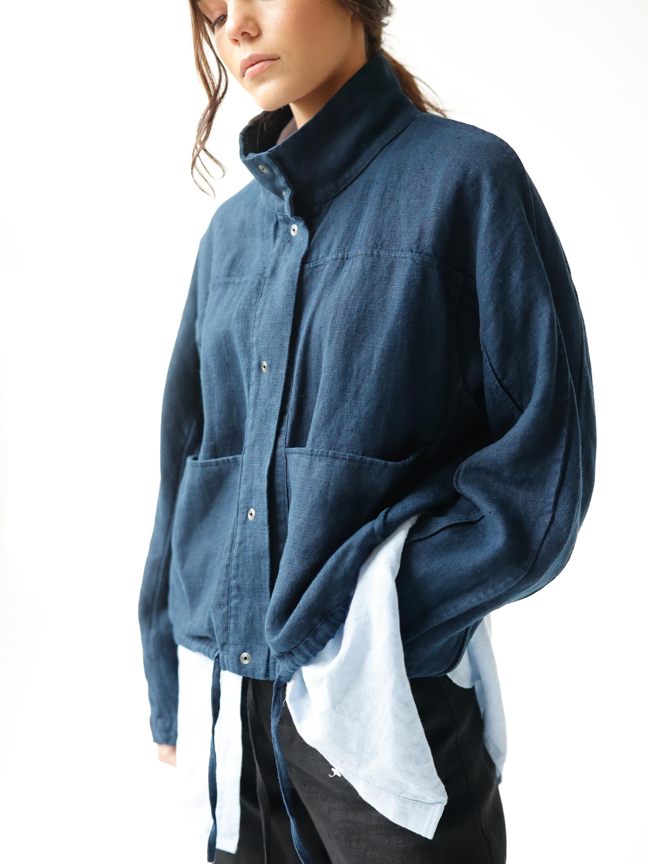 Vintage Vibes: Baggy Jeans for a Y2K Wardrobe Refresh Fencing Suit 