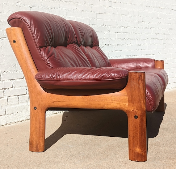 Mid century modern leather discount