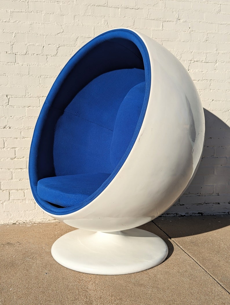 Mid Century Modern Eero Aarnio Inspired Ball Chair image 2