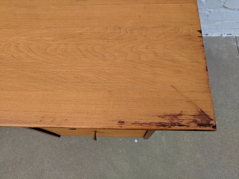 Mid Century Modern Paul McCobb Solid Maple Desk