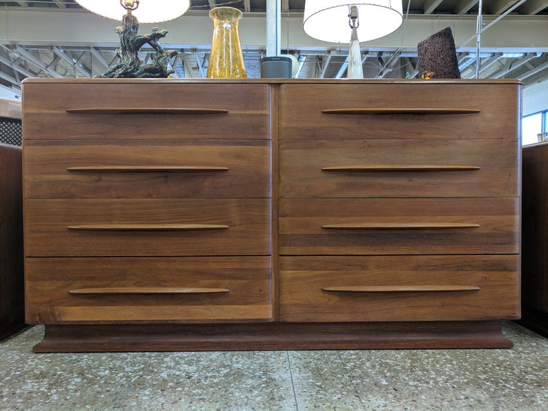 Mid Century Modern Bissman Solid Walnut 8 Drawer Dresser Image 0