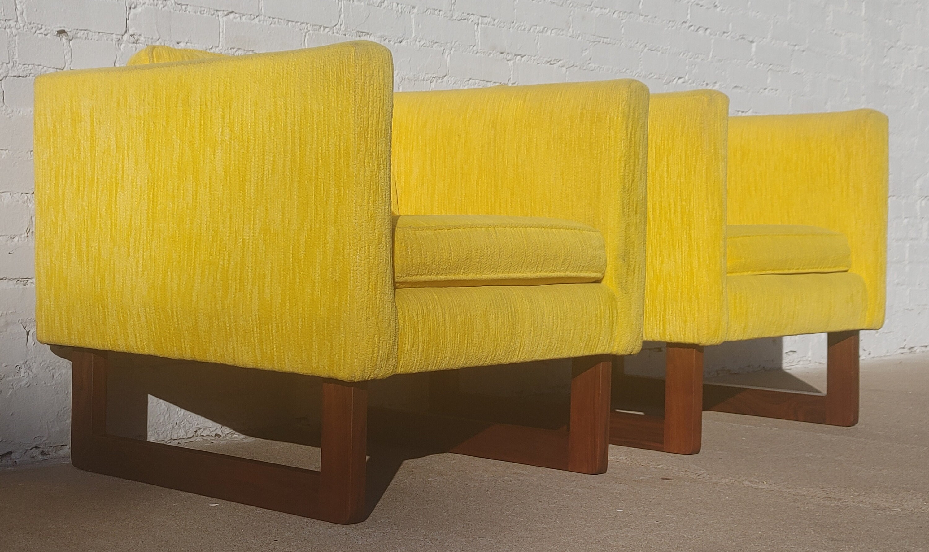Mid Century Modern Walnut Sled Base Cube Chair - Etsy