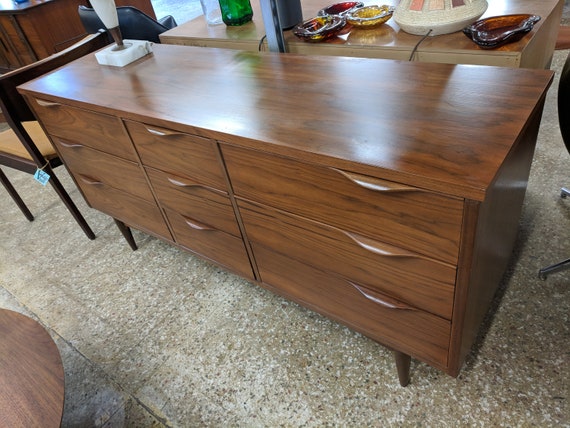 Muebles Mid Century Modern Harmony House 9 Drawer Dresser Muebles