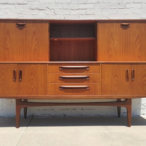 Mid Century Modern G Plan Teak Cocktail Cabinet afbeelding 2