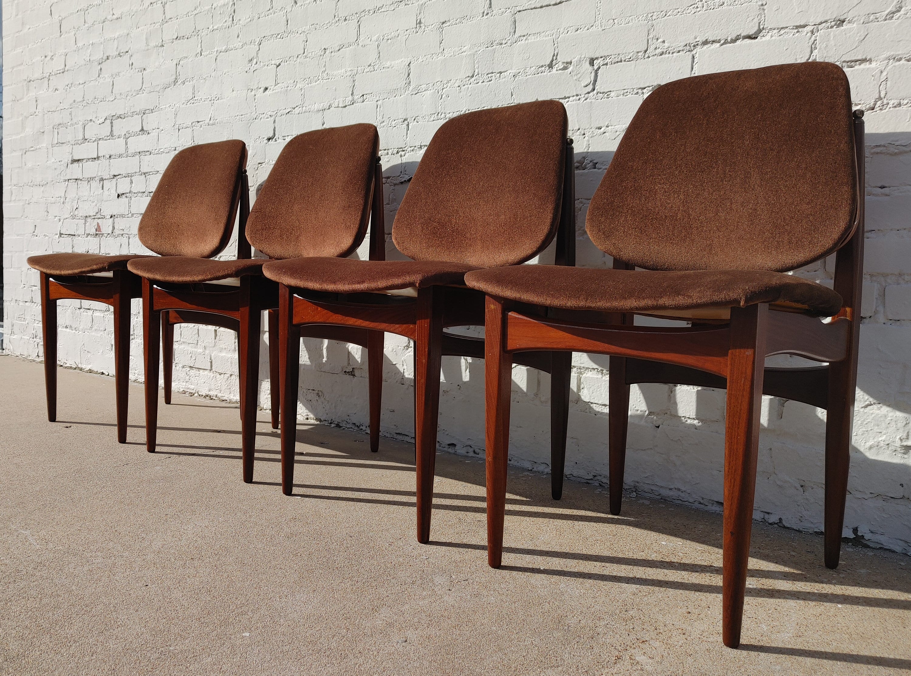 Elliots of Newbury(EON) ヴィンテージチェア (501) Mid Century