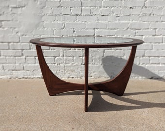 センターテーブル・ローテーブル G-Plan Oval Coffee Table G-PLAN GLASS TOP COFFEE TABLE (OVAL) – transista