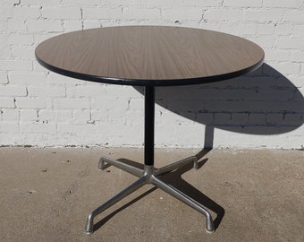 Mid Century Modern Herman Miller Laminate Top Table