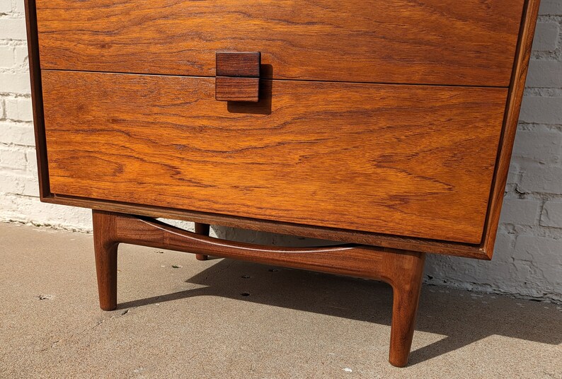 Mid Century Modern G Plan Teak Dresser by Kofod Larsen image 4