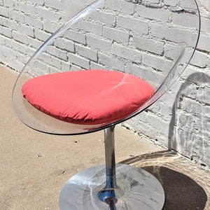 Modern Acrylic Lucite Swivel Chair by Kartell