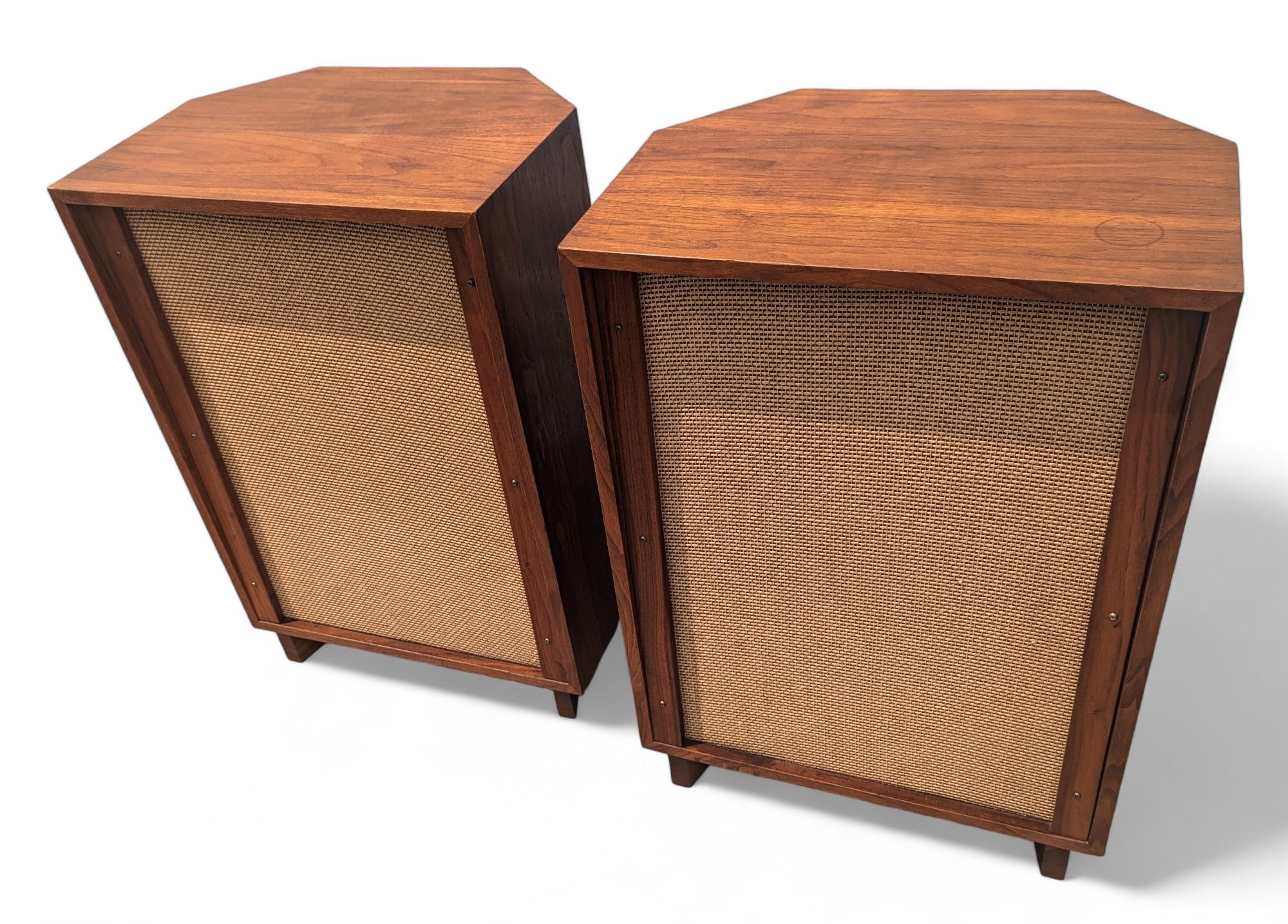 Modern Jensen Walnut Framed Cabinet Speakers - Etsy